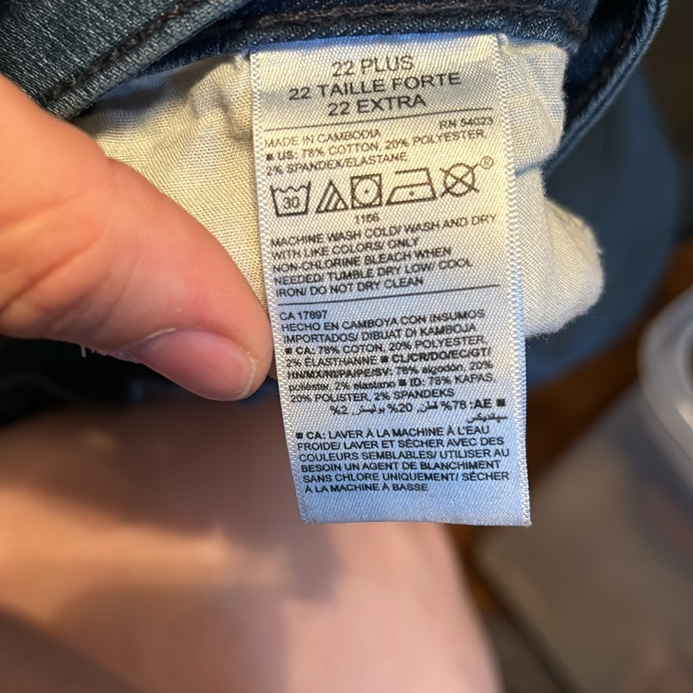 Old navy bootcut kicker jeans 22 plus - Picture 4 of 4
